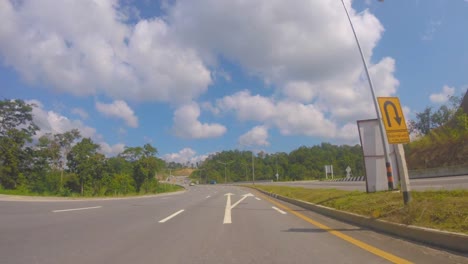 Front-Driving-Plate-:-On-Highway-12-,-North-Westhern-Thailand