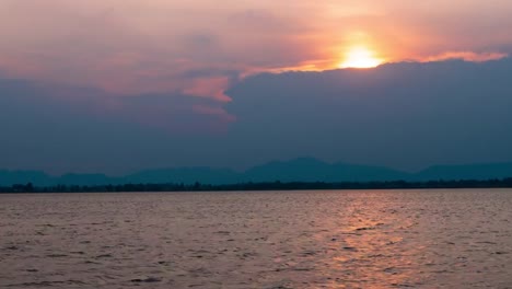 Time-lapse-nature-background.-Sunset-time-interval.-The-movement-of-clouds-and-Sun.