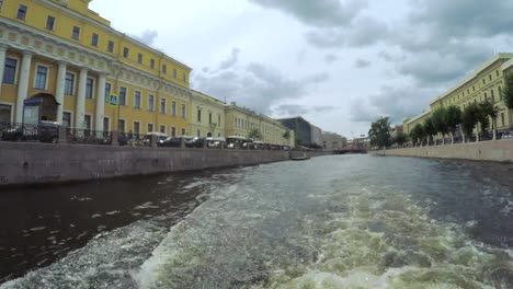 Crossroads-channels-in-St.-Petersburg