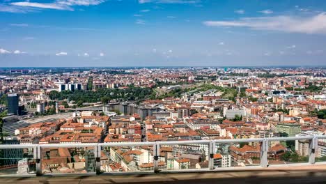 Milan-Luftbild-von-Wohngebäuden-und-der-Garibaldi-Bahnhof-in-der-Geschäft-Bezirk-timelapse