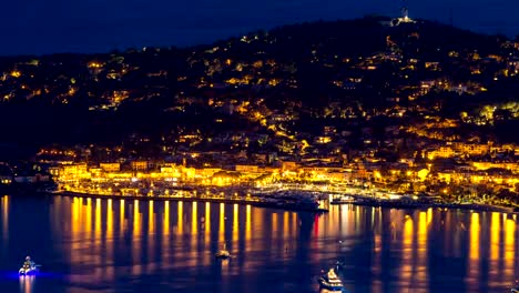 Yachts-in-port-of-Saint-Jean-Cap-Ferrat-day-to-night-timelapse,-France