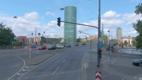 Fliegen-durch-die-Straßen-von-Frankfurt