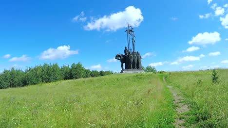 Monument-In-Memory-of-the-Ledovoye-Battle