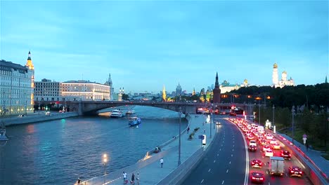 Panoramic-view-of-Moscow-landmark-during-sunset-from-Zaryadye-Park