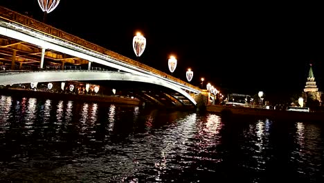 Stone-Bridge-near-Kremlin-(at-night)---the-most-popular-view-of-Moscow,-Russia