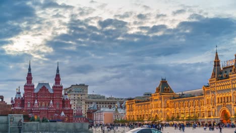 Red-square-in-Moscow,-Russia.-Timelapse-of-day-to-night-transition.