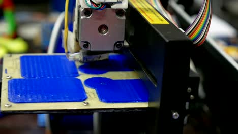 Three-dimensional-plastic-3d-printer-in-laboratory