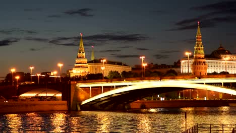 Die-Brücke-in-der-Nähe-des-Kreml-in-Moskau-Russland