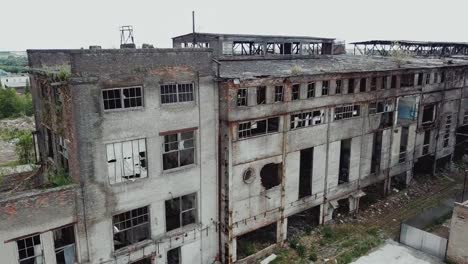 Aerial-view-from-the-air-to-an-abandoned-factory.