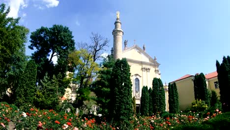 Monumento-de-la-historia-de-la-cultura-y-la-arquitectura.-Kamenets-Podolsky-Catedral-de-los-Santos-Apóstoles-Pedro-y-Pablo