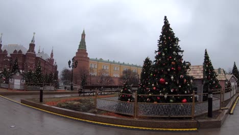 Panorama-des-Jagdplatzes-mit-Blick-auf-den-Moskauer-Kreml-und-das-historische-Museum-im-Zentrum-von-Moskau