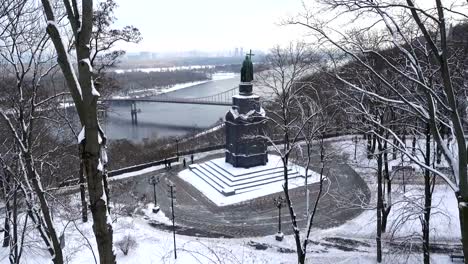 Kiev-View-of-the-Monument-of-St.-Vladimir-Baptist.