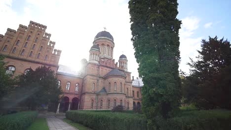 Czernowitz-National-University-Campus-Blick