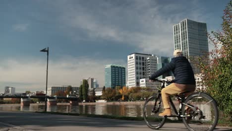 Panorama-of-the-metropolis-with-skyscrapers-river-and-Park.-Germany,-Frankfurt.