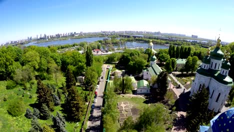 Aerial-view-the M.-M.-Hryshko-National-Botanical-Garden