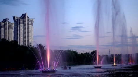 4K-view-of-Rusan's-fountains-in-the-evening.