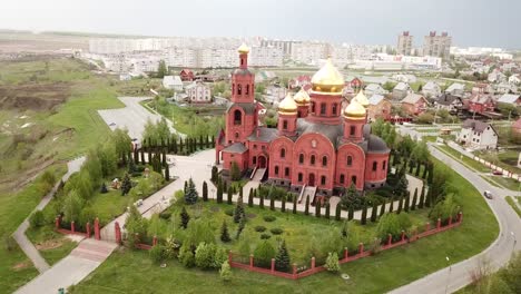 Verklärung-Orthodox-Carherdal-in-der-russischen-Stadt-Gubkin