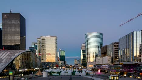 The-stunning-Defence-Parisian-business-district-bristling-with-skyscrapers-day-to-night-timelapse