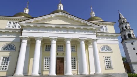 Panoramic-video-of-The-Old-Believers'-church-and-Leaning-Tower-in-Nevyansk