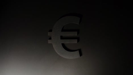 Euro-Symbol-leuchtet-Licht-bewegen