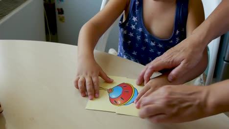 niño-autista-conecta-picture_close-up