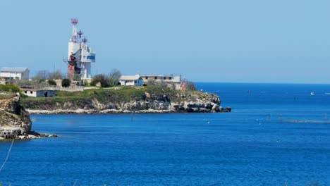 Station-meteorologist-in-the-bay