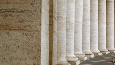 Famous-colonnade-of-St.-Peter's-Basilica-in-Vatican