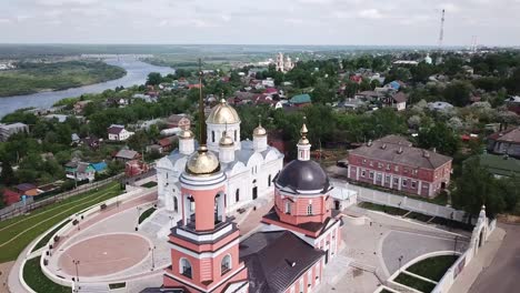 Nikitsky-Kloster-aus-Hubschrauber