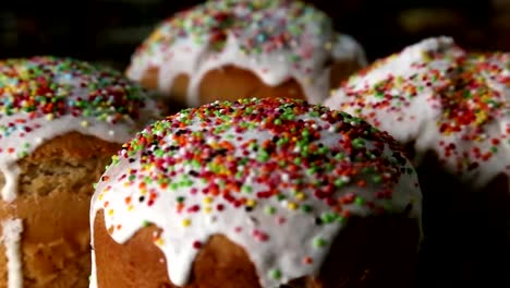 Traditional-easter-sweet-bred-on-rotate-table-close-up.