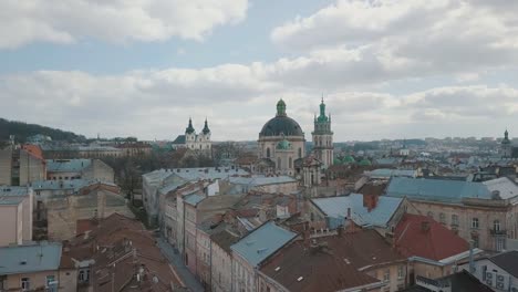 Aerial-City-Lviv,-Ukraine.-European-City.-Popular-areas-of-the-city.-Dominican