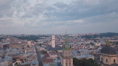 Aerial-City-Lviv,-Ukraine.-European-City.-Popular-areas-of-the-city.-Town-Hall