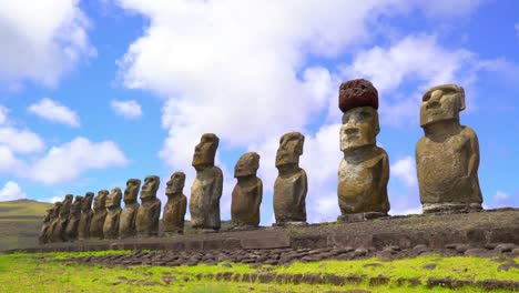 Statues-on-Eastern-Island,-Chile