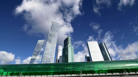 Moscow-Central-Circle---Little-Ring,-MCC,or-MK-MZD,-and-skyscrapers-of-the-International-Business-Center-(City),-Russia.-Delovoy-Tsentr--railway-station