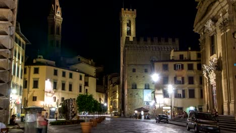 Katholische-Kirche-namens-"Complesso-di-San-Firenze"-Zeitraffer-auf-dem-Platz-namens-"Piazza-di-S.-Firenze"-in-der-Nacht.-Florenz,-Toskana,-Italien