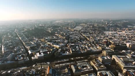 Winter-Magic-City-bei-Sonnenuntergang