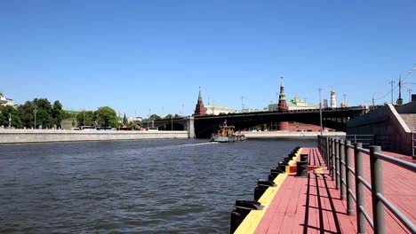 Moskva-River-and-the-Kremlin-(day),-Moscow,-Russia--the-most-popular-view-of-Moscow