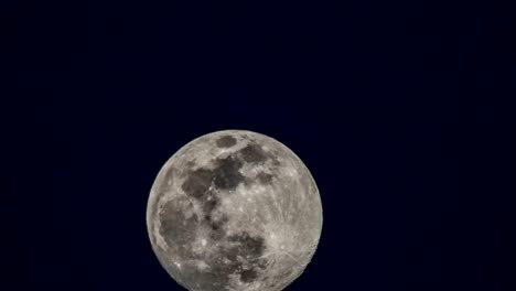 Full-Moon-moving-slowly-across-frame-24-FPS