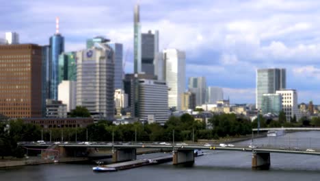 Vista-panorámica-del-cambio-de-inclinación-de-Frankfurt