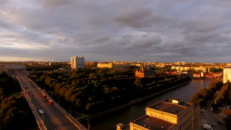 Antenne:-Sonnenuntergang-über-der-Kathedrale-von-Kaliningrad