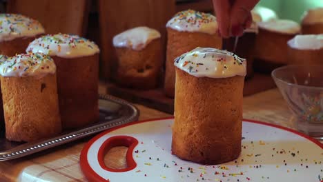 Pastel-de-Pascua-con-color-caramelo.