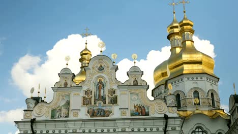 Golden-domes-of-cathedrals-and-churches.