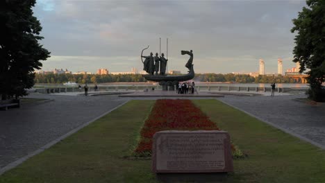 Monument-to-the-founders-of-Kyiv.-Kyi,-Schek,-Horev-and-their-sister-Lybid.