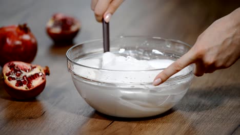 Adding-dry-ingredients-to-the-whipped-egg-whites