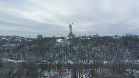 Monument-of-Motherland-Mother-in-Kiev-at-winter