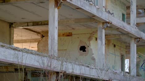 View-from-the-outside-of-the-ruined-building