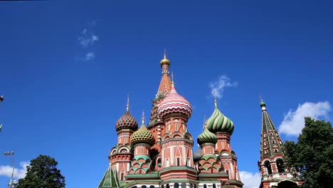 Saint-Basil-cathedral-(-Temple-of-Basil-the-Blessed),-Red-Square,-Moscow,-Russia