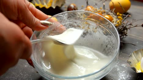 Hand-Mix-Zucker-Puderzucker-für-Ostern-Backen