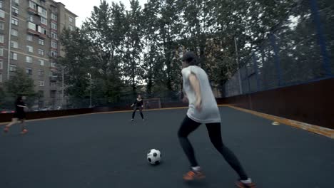 Women-play-football.-Female-soccer-team-in-training.-Woman-football-team