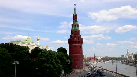 View-of-Moscow-Kremlin-on-a-sunny-day,-Russia---Moscow-architecture-and-landmark,-Moscow-cityscape