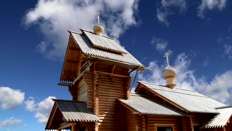 Modern-Wooden-Orthodox-church in-Moscow,-Russia